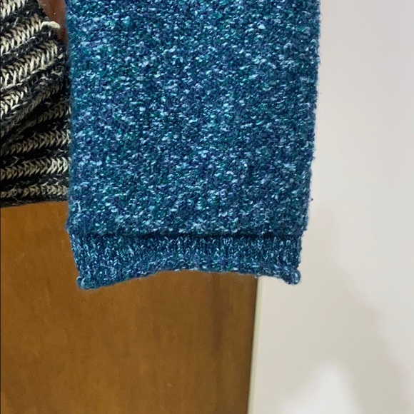 Comfy blue sweater - Picture 2 of 4